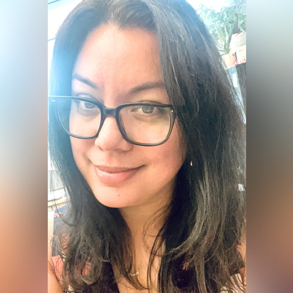 Meet your Posher, Lola Blue!